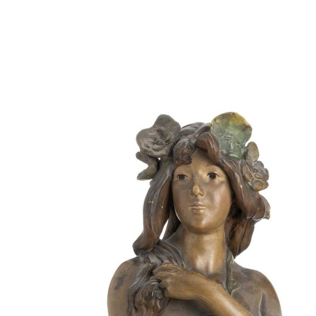 Sculpture - Pair of Art Nouveau sculptures "Nymphs". Pair of Austrian sculptures, from the early 20th century, in unglazed...