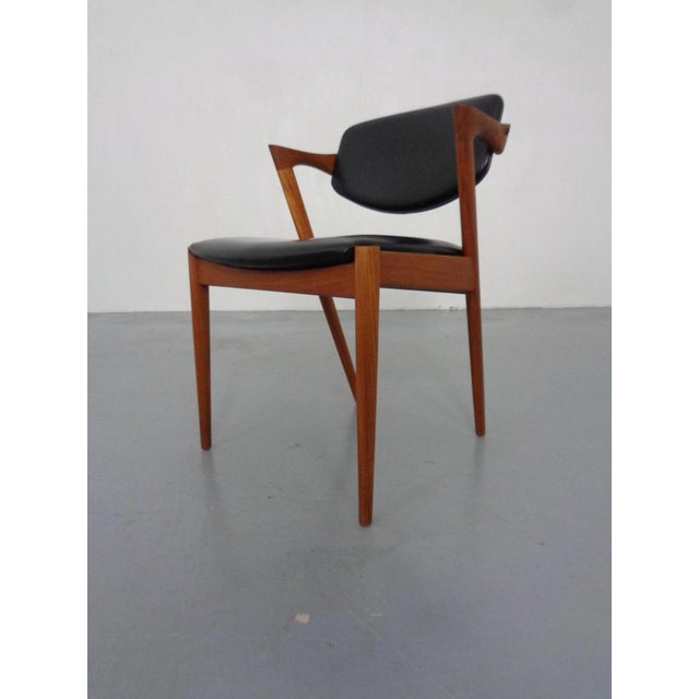 Mid-Century Modern Model 42 Dining Chair in Teak by Kai Kristiansen for Schou Andersen, Denmark, 1960s For Sale - Image 3 of 13