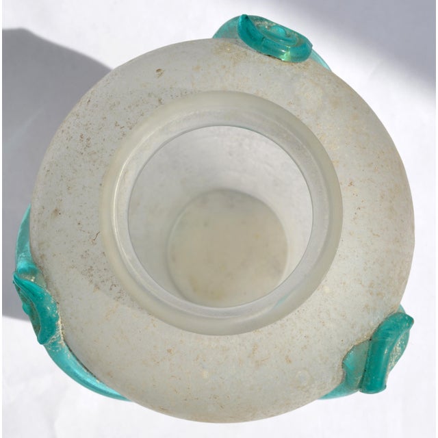 Archimede Seguso Style Scavo Corroso Art Glass Vase Frosted & Aqua Murano Glass For Sale - Image 12 of 16