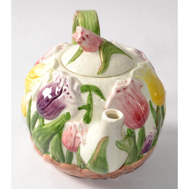 Fitz and Floyd 1993 Vintage Fitz & Floyd Majolica Ceramic Embossed Tulip Flowers Tea Coffee Pot For Sale - Image 4 of 18