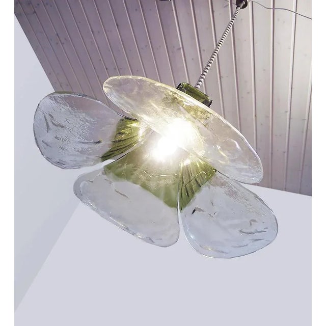 Mid-Century Modern Tulip Pendant Lamp in Green and Clear Murano Glass by Carlo Nason for Mazzega, Italy, 1960s For Sale - Image 3 of 9