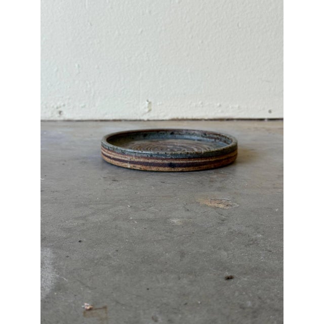 Mid-Century Modern Danish Studio Pottery Bowl — Hand-Thrown Stoneware, Spiral Glaze Plate S1960s For Sale - Image 3 of 8