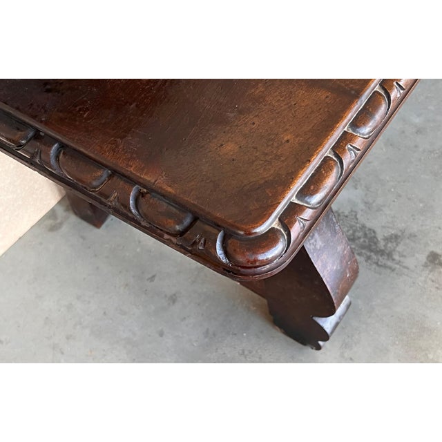 20th Century Spanish Renaissance Carved Walnut Bench Banquette "Escaño" For Sale - Image 10 of 18