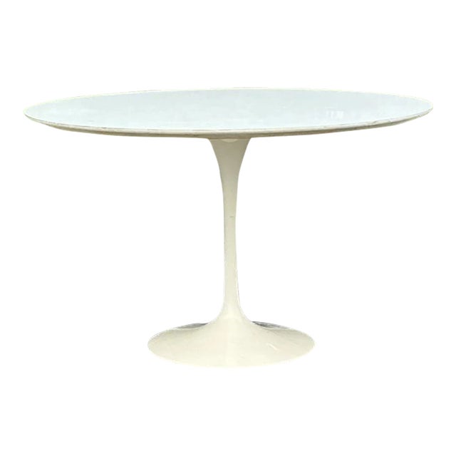 Vintage Eero Saarinen for Knoll Tulip Table For Sale