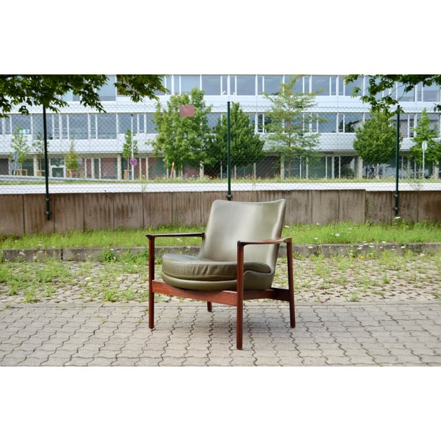 Olive Leather Lounge Chair by Ib Kofod Larsen for Fröscher Sitform, 1976 For Sale - Image 16 of 18