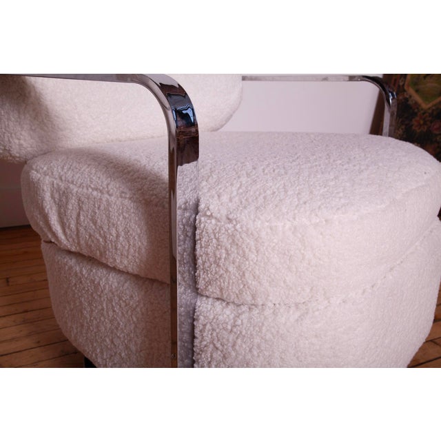 1960s Milo Baughman Swivel Lounge Chairs in Boucle, 1960s Modern Design For Sale - Image 5 of 10