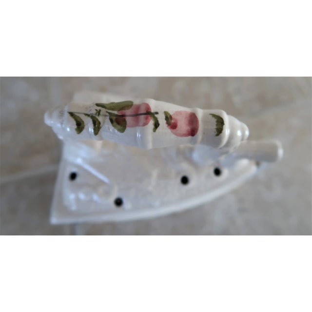 1950s Vintage Italian Ceramic Iron Pomander Potpourri Box Hand Painted Made in Italy For Sale - Image 5 of 8