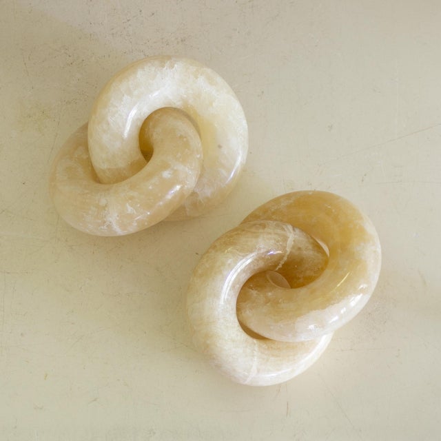 Onyx Marble Knot Sculpture of Two Interlocking Rings For Sale - Image 16 of 16