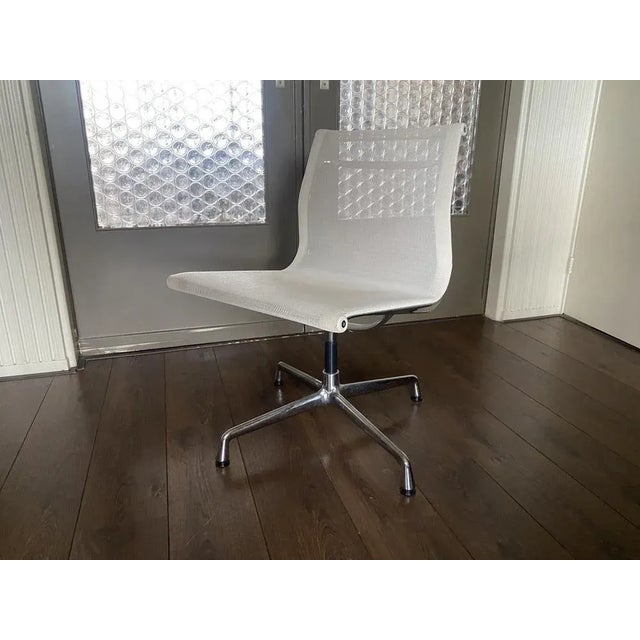 Metal EA 107 Swivel Chair in Chrome and Air Mesh by Charles & Ray Eames for Vitra, 2001 For Sale - Image 7 of 10