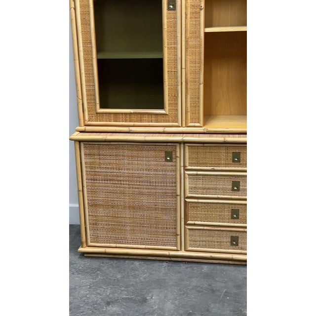 Italian Rattan and Bamboo Display Cabinet from Dal Vera, 1970s For Sale - Image 15 of 16