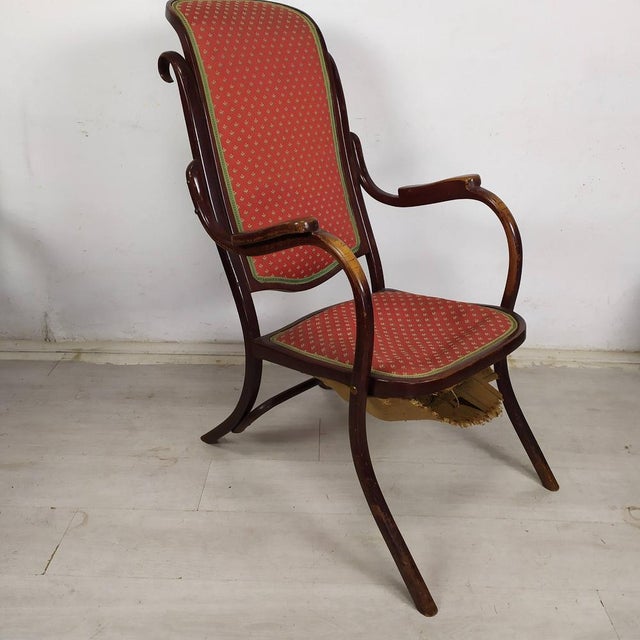 Maroon Curved Wood Living Room Table and Chairs from Jacob & Josef Kohn, 1890s, Set of 5 For Sale - Image 8 of 18