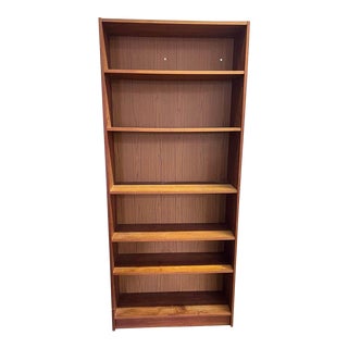 Mid Century Tall Teak Bookcase or Display Shelf With Adjustable Shelves Circa 1960s. For Sale