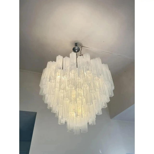 Contemporary Large Venetian White Alabastro Tronchi Murano Glass Chandelier by Simoeng For Sale - Image 3 of 9
