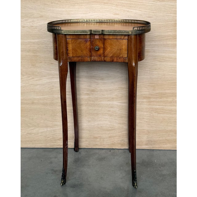 Late 19th Century Pair of French Kidney Shape Nightstands Bedside Tables Louis Xvi, Circa 1910 For Sale - Image 5 of 13