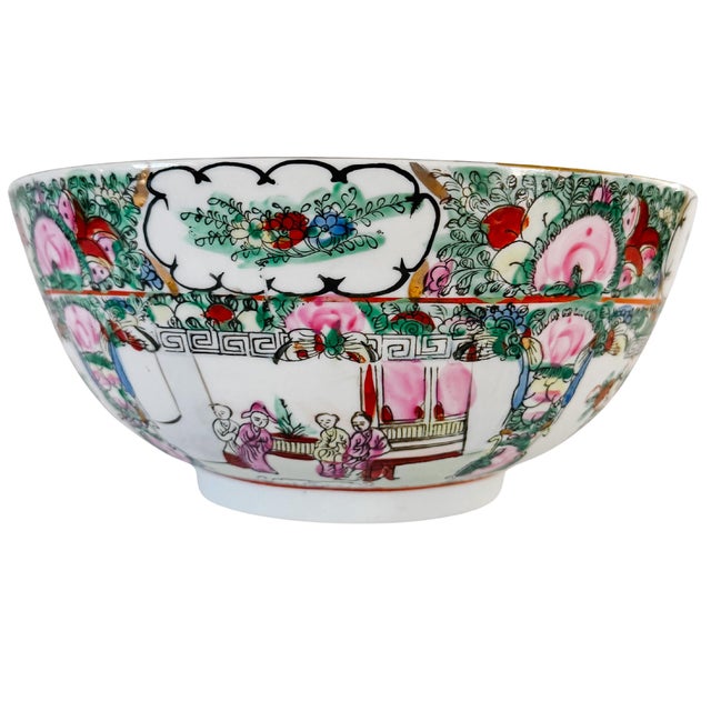 1970s Chinese Rose Medallion Hand-Painted Porcelain Punch Bowl With Carved Wood Stand For Sale - Image 4 of 13