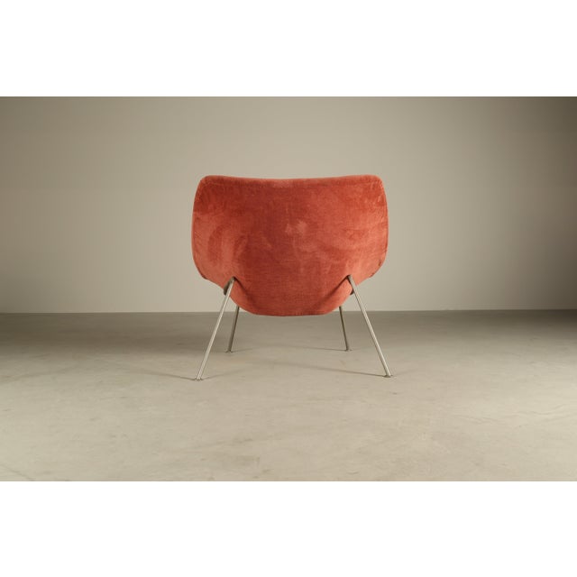 F156 Little Oyster Lounge Chair from Artifort, 1960s For Sale - Image 11 of 16