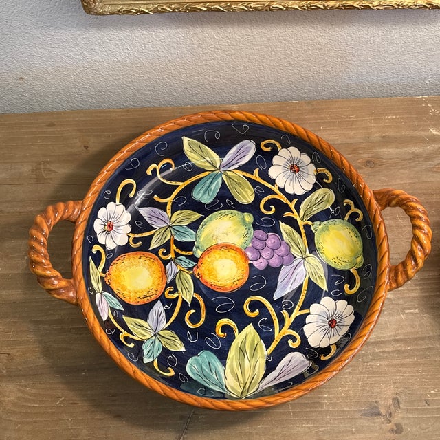 Large serving platter/ bowl. Hand painted Italian ceramic vessel. In excellent condition. 16” wide
