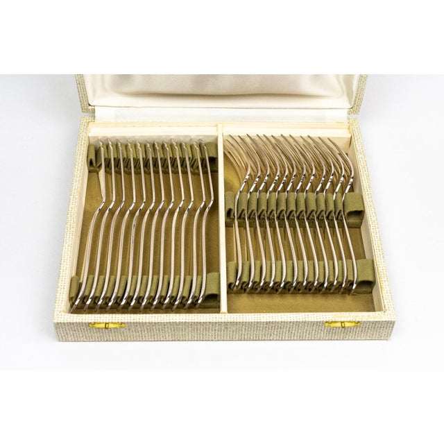 Silver-Plated Fish Service with Smooth Handles from Christofle, 1980s, Set of 24 For Sale - Image 17 of 18