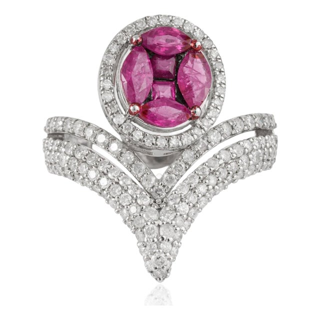 Carat&Her Valentine's Tiara Ruby Chevron Ring With Diamond Accents, Size 7 For Sale