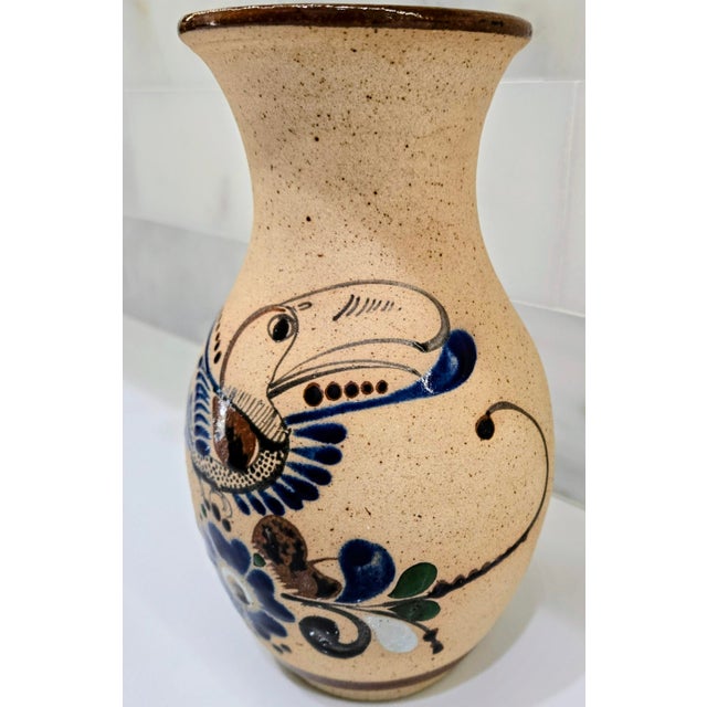 Late 20th Century Vintage Mexican Tonalá Style Sandstone Bird Pottery Vase – Hand Painted Folk Art For Sale - Image 5 of 9