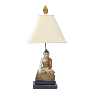 Large 18th Century Alabaster Buddha Lamp