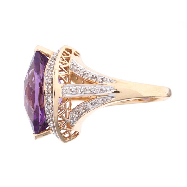 14k Gold Vintage Amethyst and Diamond Cocktail Ring For Sale - Image 4 of 7