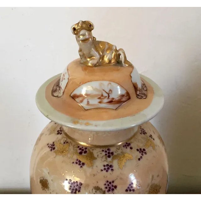 Early 19th Century 1810 Chinese Export Porcelain Vase & Cover For Sale - Image 5 of 11