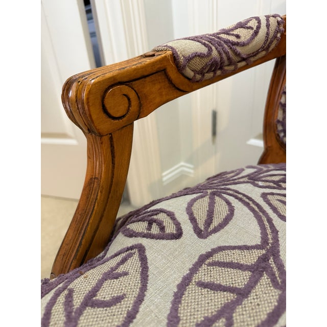Early 21st Century Louis XV-Style Armchair With Plum Embroidered Upholstery For Sale - Image 5 of 8