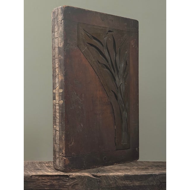 Antique 19th-Century Neoclassical Plaster Mold – Botanical Motif For Sale - Image 4 of 12