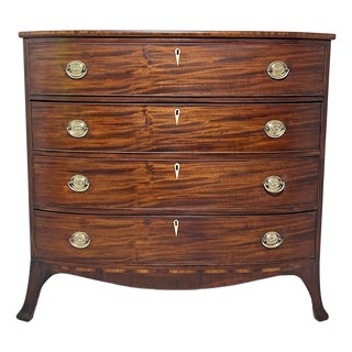 C. 1820 Antique Federal Era Bow Front Chest of Drawers For Sale