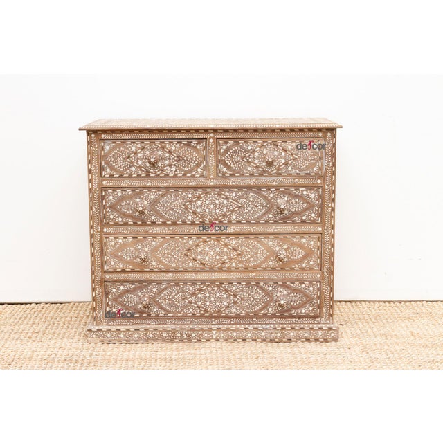 Traditional Heirloom Finely Inlay Chest of Drawers For Sale - Image 3 of 10