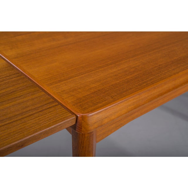 Brown Extendable Teak Dining Table by Henning Kjaernulf for Vejle Stole & Møbelfabrik For Sale - Image 8 of 10