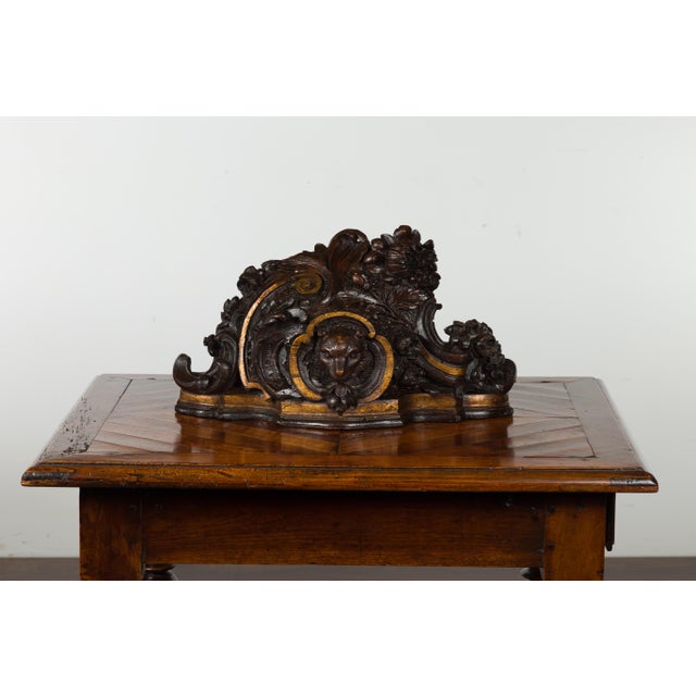 Early 20th Century Black Forest Swiss 1900s Carved Wooden Fragment with Bear Motif and Gilt Accents For Sale - Image 5 of 12
