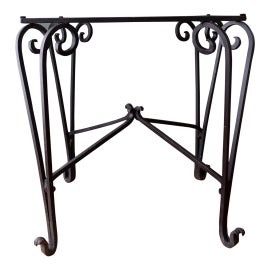 Example of Outdoor Table Bases