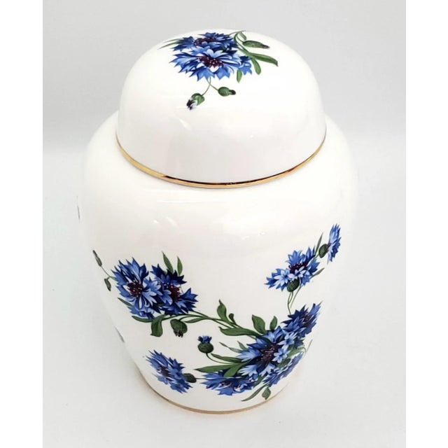 Offering a small beautiful blue and white Royal Windsor porcelain Ginger Jar with an elegant design of blue cornflowers...