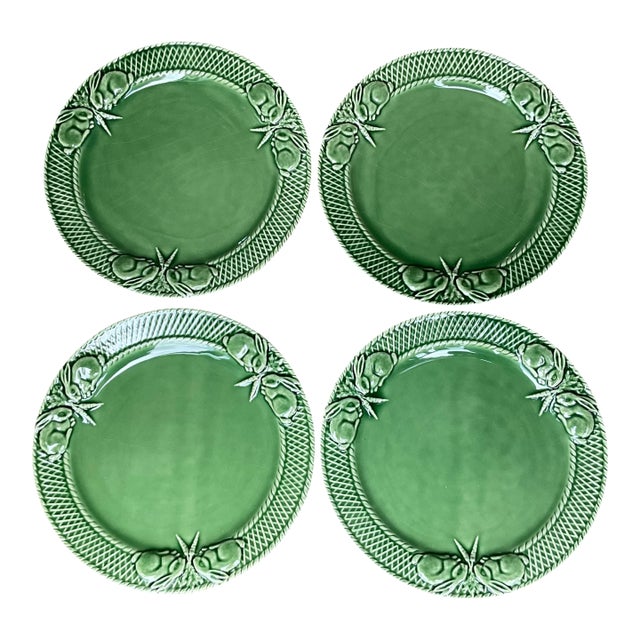 Bordallo Pinheiro Bunny Rabbit 4 Dinner Plates Majolica Portugal Late 20th Century For Sale