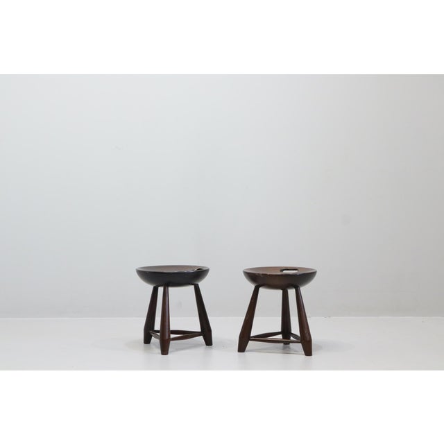 Mocho Stools in Brazilian Walnut by Sergio Rodrigues, 1960s, Set of 2 For Sale - Image 6 of 16