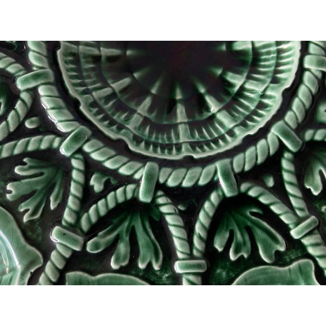 No. 9689 Majolica Oyster & Seafood Service from Sarreguemines, France, 1930s, Set of 13 For Sale - Image 6 of 14