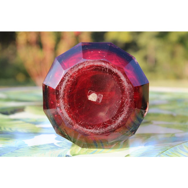 19th Century Bohemian Ruby Red and Gold Vase For Sale - Image 15 of 16