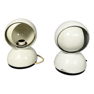 Italian Modern White Eclisse Table Lamps by Vico Magistretti for Artemide, 1970s, Set of 2 For Sale