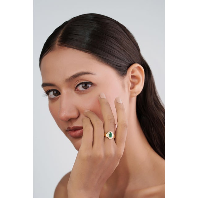 Vintage-Inspired Oval Emerald Diamond Halo Signet Ring Size 7 in 14k Yellow Gold For Sale - Image 10 of 17