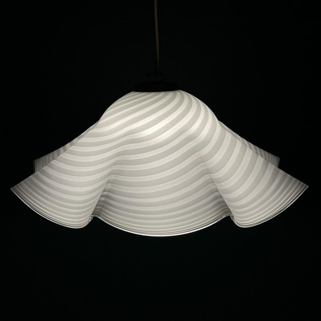 Vintage Swirl White Murano Glass Pendant Lamp, 1970s For Sale - Image 6 of 14