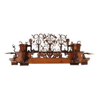 Early 19th Century Sicilian Cart Axle in Wood and Wrought Iron For Sale