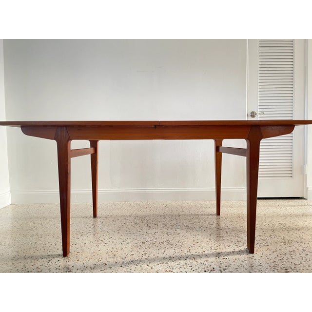 Mid 20th Century French Extendable Dining Table For Sale - Image 13 of 13