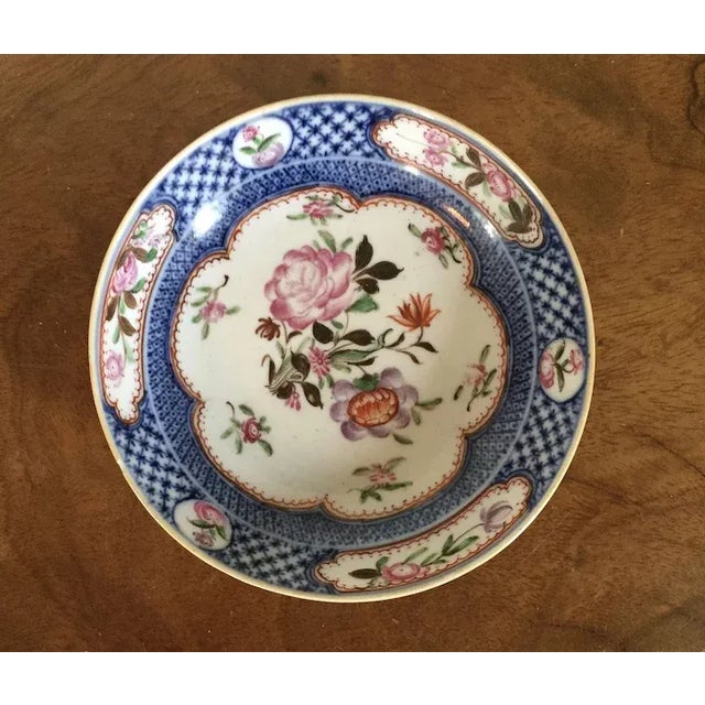 18th Century 18th Century Chinese Qianlong Porcelain Dish in Famille Rose Palette within a Blue Border For Sale - Image 5 of 7