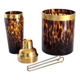 Example of Cocktail Shakers