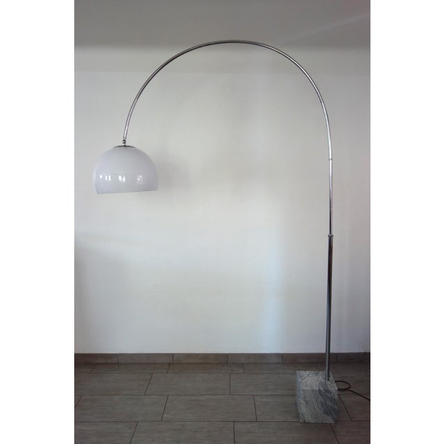 Italian Arc Floor Lamp in the style of Guzzini, 1970s For Sale - Image 17 of 17