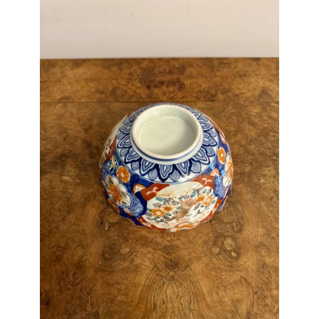 Antique Japanese Imari Bowl, 1900, in Very Good conditions. Designed 1890 to 1919