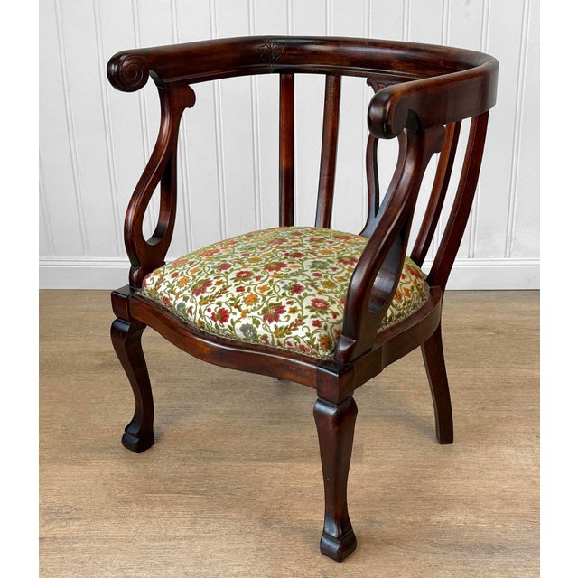 1920s Antique Traditional Edwardian Mahogany Parlor Club Chair For Sale - Image 5 of 13