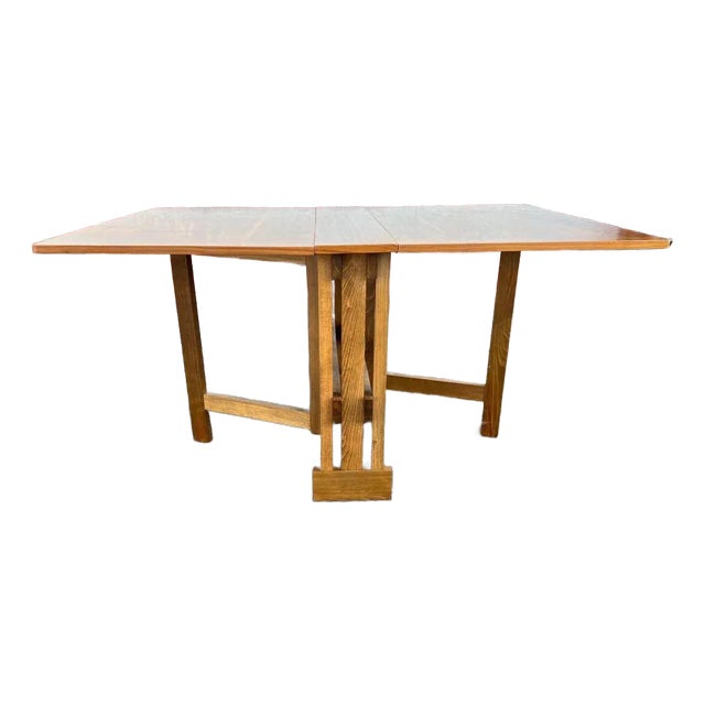 Mid-Century Art & Craft Style Walnut Gate Leg Drop Leaf Table For Sale